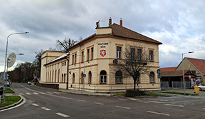 Kulturní dům (Slavhostice)