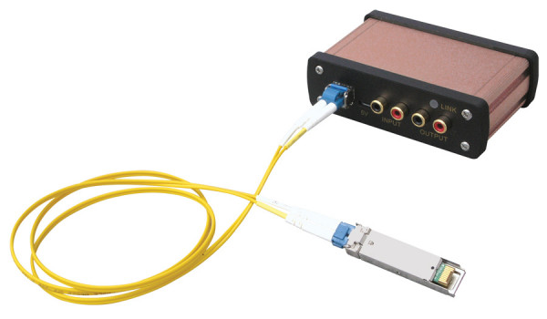 WA 825RC + WA 825RC set of signal carriers via optical cable